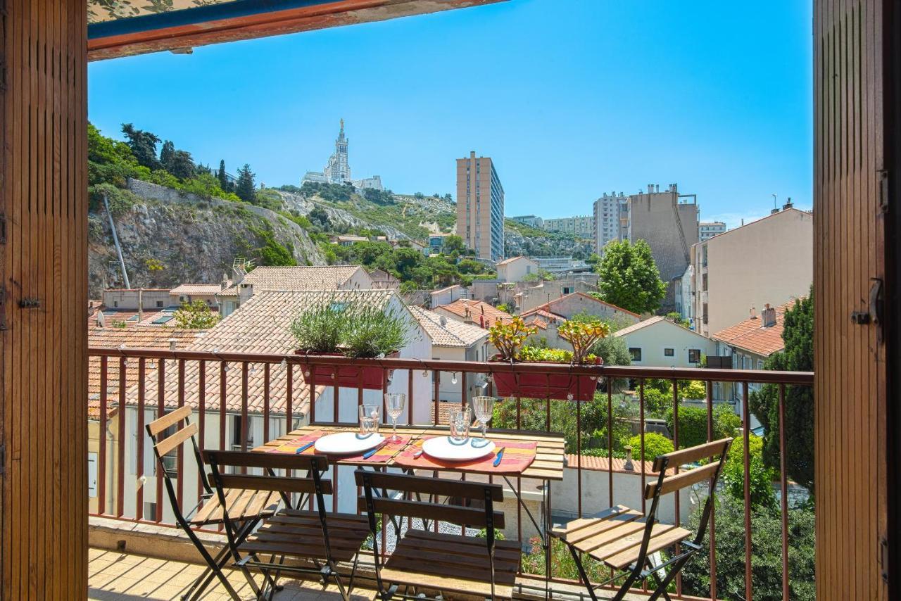 Ferienwohnung Un Balcon Sur Notre Dame Marseilles Exterior foto