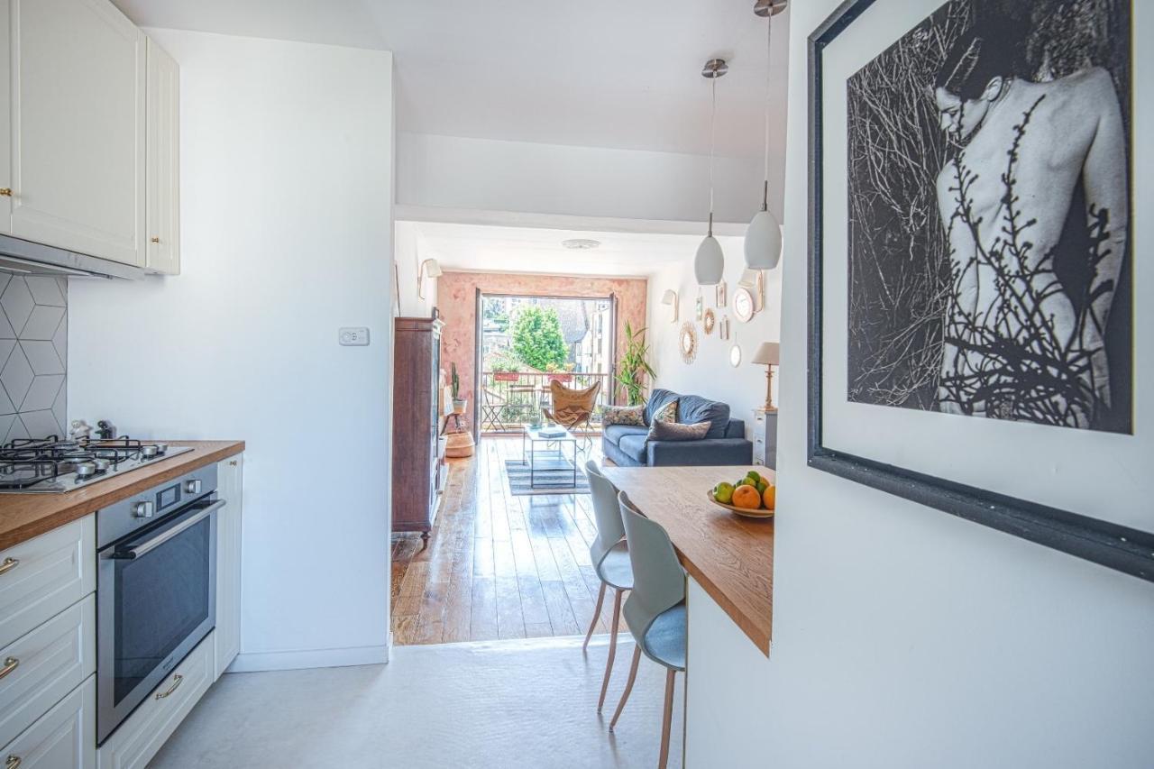 Ferienwohnung Un Balcon Sur Notre Dame Marseilles Exterior foto